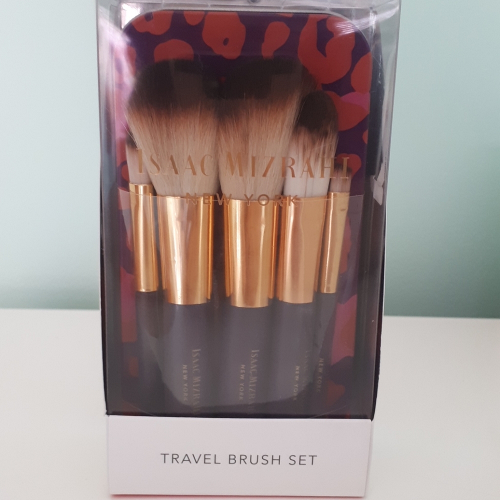 3 for 15 👡 Isaac Mizrahi travel makeup brush set